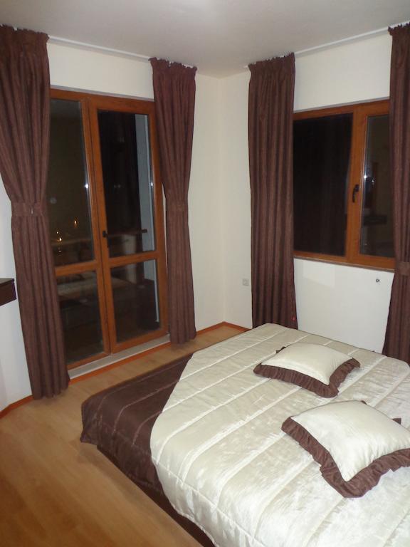 Ski & Holiday Apartments In Pamporovo Esterno foto